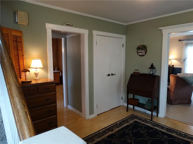 136 Platt St, Erwin, NY 14870 - bedroom featuring light wood-type flooring, crown molding, and baseboards