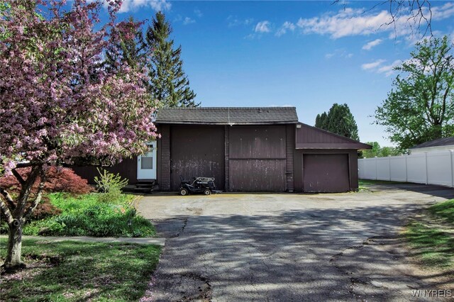 7308 Rochester Rd, Lockport Town, NY 14094 - photo 4