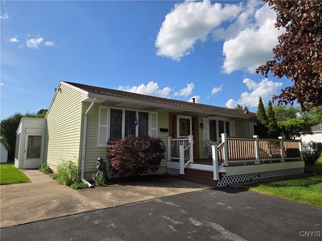 19 Shelly Pl, Utica, NY 13502 - photo 1