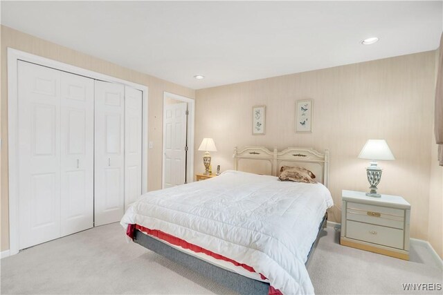 950 Hopkins Rd Unit B, Amherst, NY 14221 - bedroom with carpet flooring, a closet, recessed lighting, and baseboards