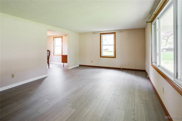 3631 Bonnie Ln, Hamburg, NY 14075 - photo 12