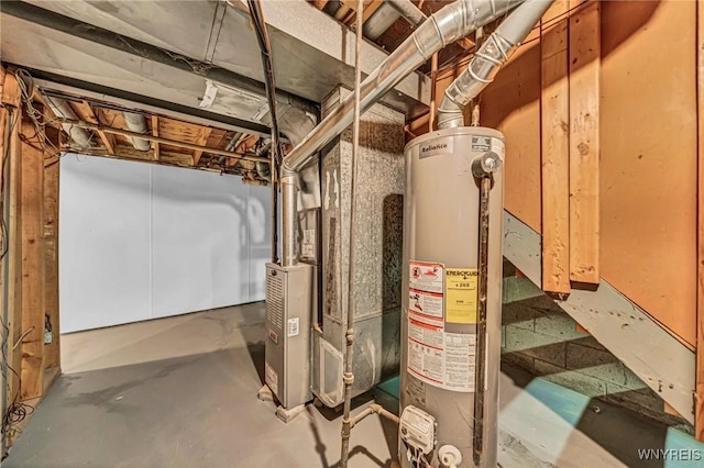 8 Robin Rd, Amherst, NY 14228 - utilities featuring gas water heater