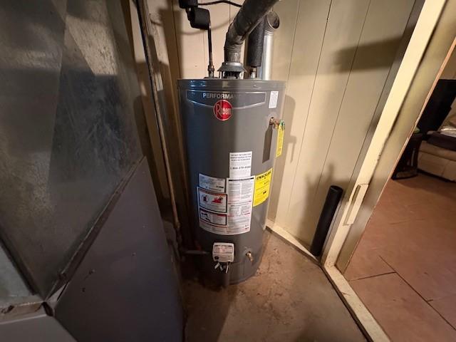 106 Rexford St, Rochester, NY 14621 - utilities with water heater