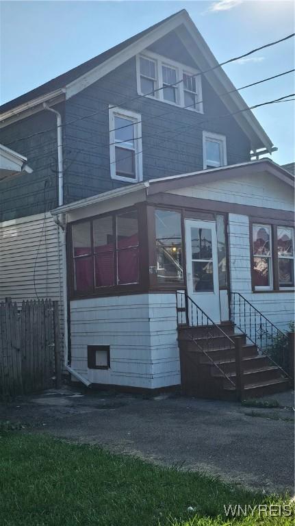 341 Dartmouth Ave, Buffalo, NY 14215 - view of front of home featuring a sunroom