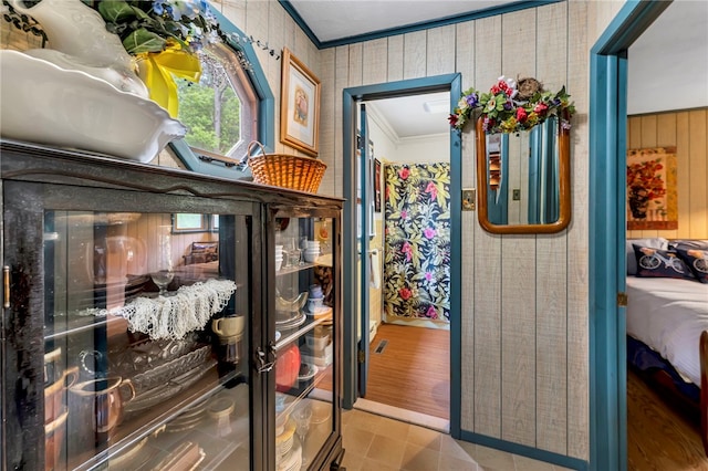 543 Middlefield Rd, Westford, NY 12155 - hallway featuring crown molding