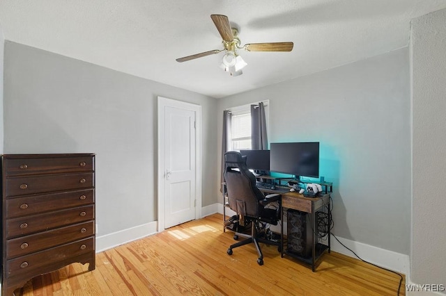 2902 Michigan Ave, Niagara Falls, NY 14305 - office space featuring baseboards, light wood-style floors, and ceiling fan