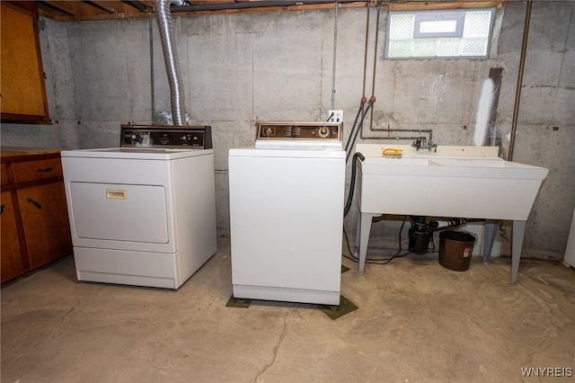 4314 Elmwood Ave, Hamburg, NY 14219 - washroom featuring separate washer and dryer