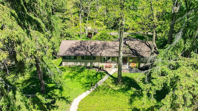 182 Stony Point Trl, Webster, NY 14580 - aerial view of property and surrounding area with a heavily wooded area