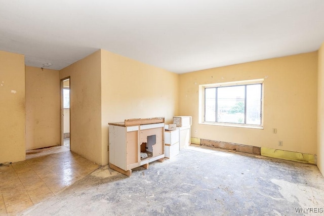 628 9th St, Niagara Falls, NY 14301 - view of spare room