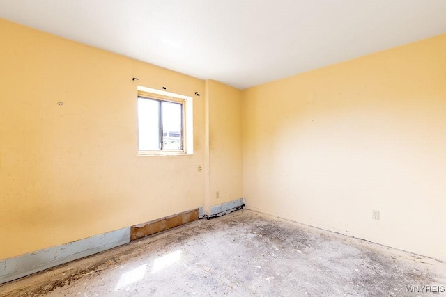 628 9th St, Niagara Falls, NY 14301 - view of unfurnished room