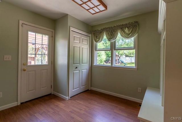 3 Foxwood Dr, Lysander, NY 13027 - entrance foyer with wood finished floors and baseboards