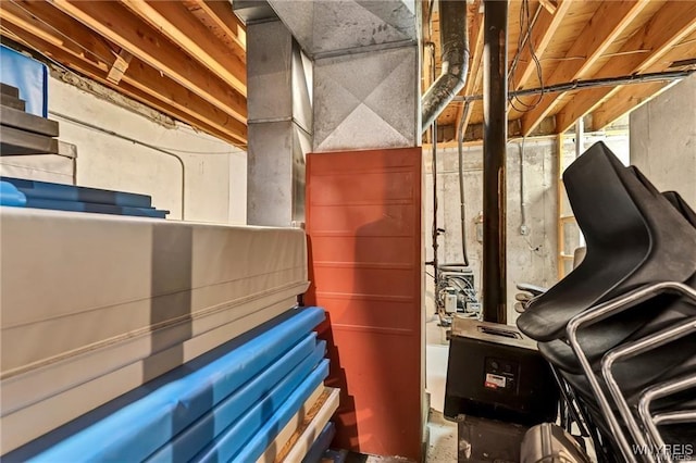 3045 Niagara St, Niagara Falls, NY 14303 - view of utility room