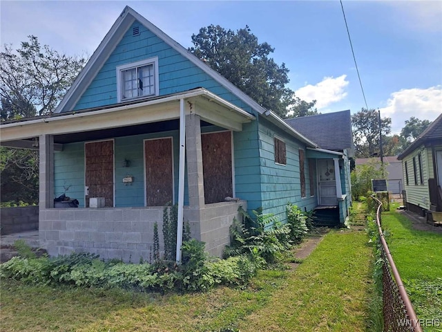 1137 N Ave, Niagara Falls, NY 14305 - view of front of home with a porch