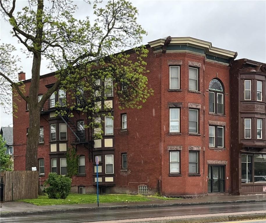 769 Lake Ave, Rochester, NY 14613 - view of property