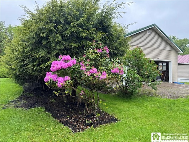 131 Goose Creek Rd, Busti, NY 14710 - view of side of home with a yard