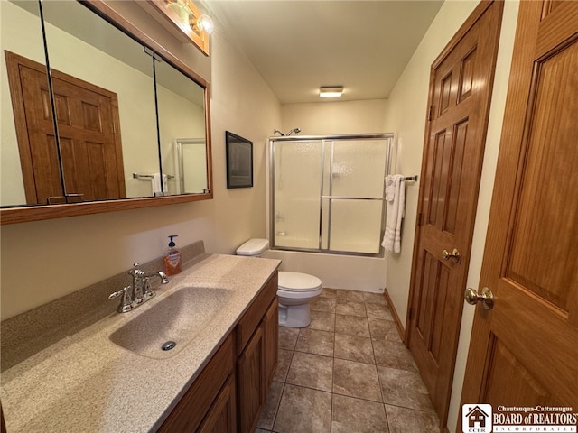 131 Goose Creek Rd, Busti, NY 14710 - full bath with vanity and bath / shower combo with glass door
