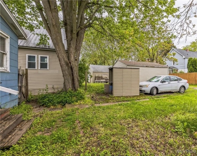 125 7th Ave, North Tonawanda, NY 14120 - view of yard