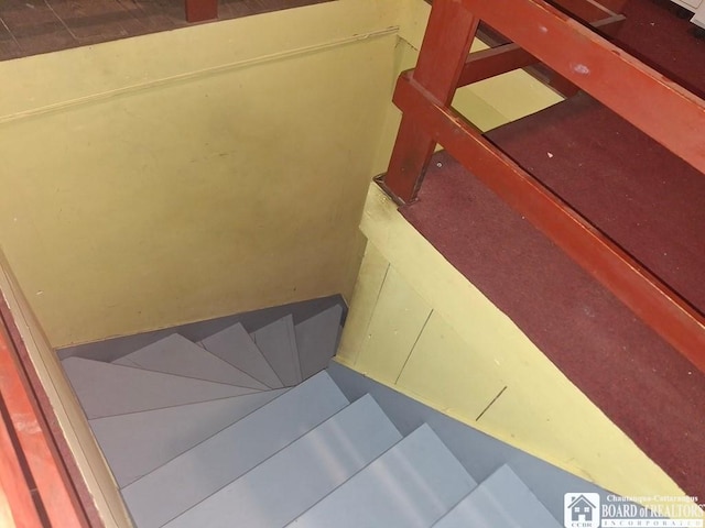 38 Douglas Pl, Jamestown, NY 14701 - view of staircase