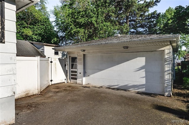 2923 N Ave, Niagara Falls, NY 14305 - view of detached garage