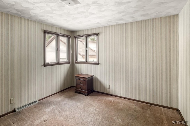 2923 N Ave, Niagara Falls, NY 14305 - view of carpeted empty room