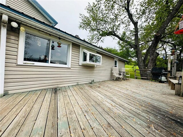100 Demunn Rd, Catlin, NY 14812 - wooden terrace with area for grilling