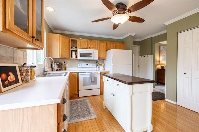 717 Westwood Trl, Walworth, NY 14502 - kitchen featuring white appliances, a sink, light wood finished floors, backsplash, and a ceiling fan