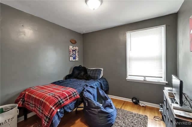 163 Shepard Ave, Tonawanda-Town, NY 14217 - bedroom featuring wood finished floors and baseboards