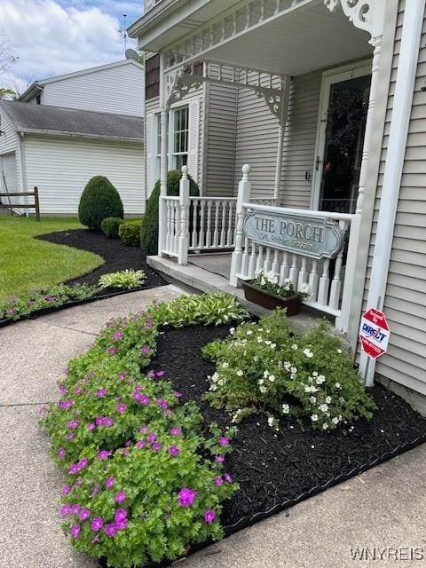 218 Palmdale Dr, Amherst, NY 14221 - entrance to property featuring a porch