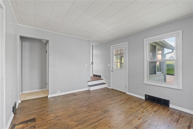 133 Avon Rd, Syracuse, NY 13206 - spare room featuring wood finished floors and baseboards