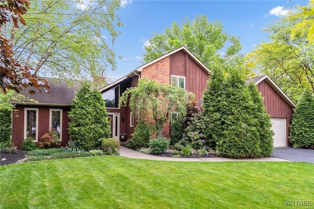 6157 Walnut Creek Ct, Clarence, NY 14051 - mid-century inspired home featuring a front yard, board and batten siding, and a garage