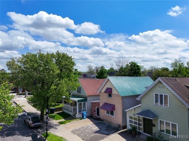 445 Connecticut St, Buffalo, NY 14213 - view of front facade featuring driveway