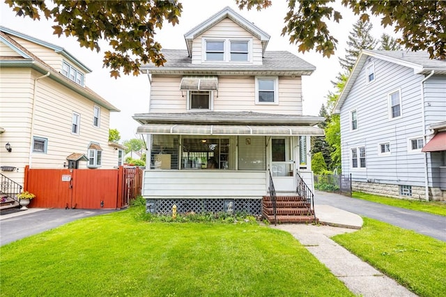 40 Mcnaughton St, Rochester, NY 14606 - american foursquare style home featuring a gate, a shingled roof, and a porch
