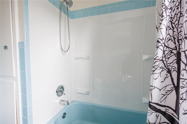 40 Mcnaughton St, Rochester, NY 14606 - full bath featuring shower / bath combo