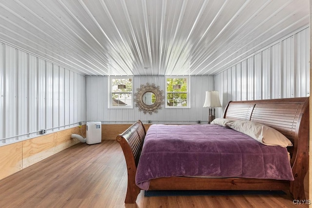 7649 Tuttle Rd, Cicero, NY 13030 - bedroom featuring wood finished floors