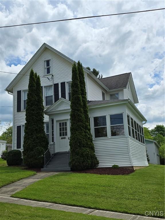 418 Putnam St, Sangerfield, NY 13480 - photo 1