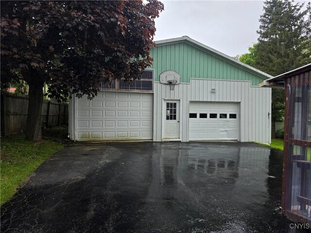 418 Putnam St, Sangerfield, NY 13480 - photo 4