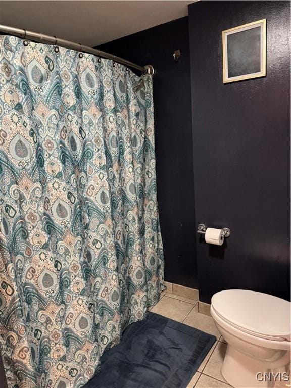 58 S Hamilton St, Elbridge, NY 13080 - full bath featuring tile patterned flooring, toilet, and curtained shower