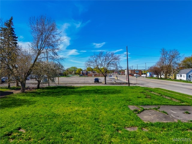 39 Hyde Park Blvd, Niagara Falls, NY 14303
