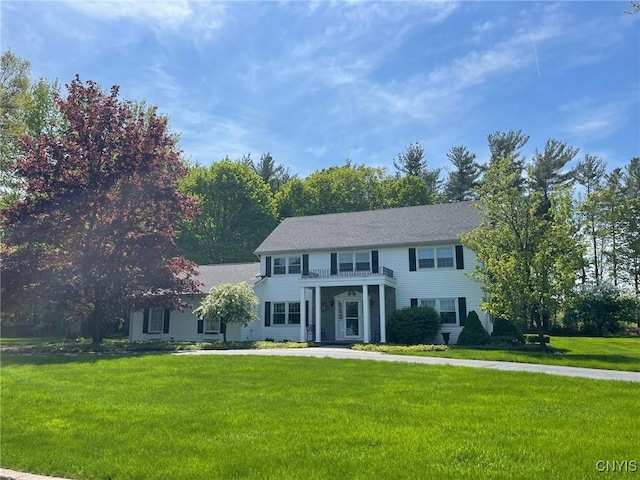 624 Deerfield Dr, Oneida-Inside, NY 13421 - colonial house with a front yard and a balcony