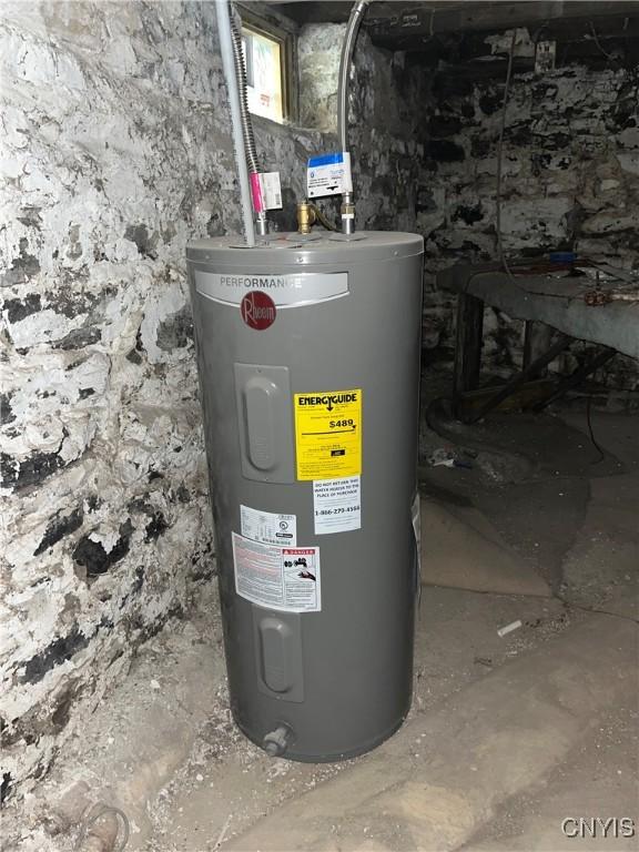 2608 Midland Ave, Syracuse, NY 13205 - utilities featuring water heater