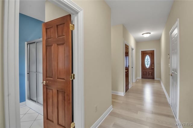 25 Davinci Ct, Amherst, NY 14221 - entrance foyer featuring light wood-style floors and baseboards