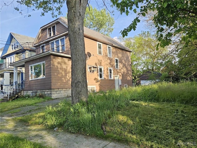 157 Victoria Ave, Buffalo, NY 14214 - view of property exterior featuring a balcony
