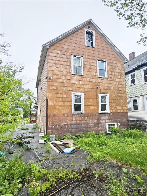 157 Victoria Ave, Buffalo, NY 14214 - view of side of property
