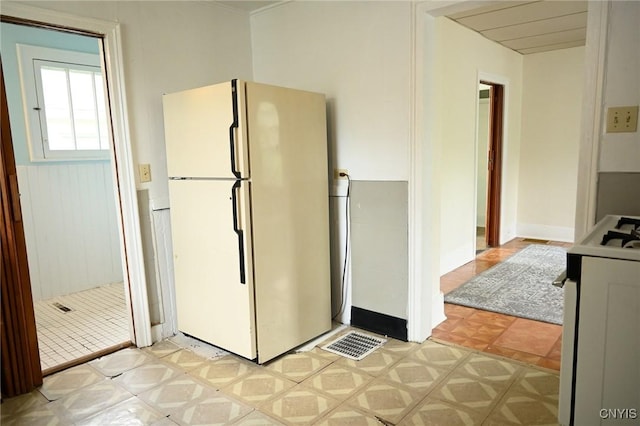 801 Ballantyne Rd, Syracuse, NY 13207 - kitchen featuring white appliances and light floors
