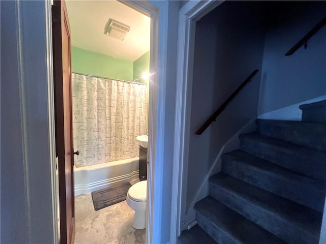 305 S Hoffman St, Elmira-City, NY 14904 - view of staircase