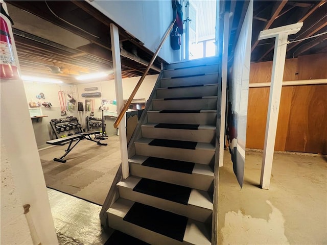 305 S Hoffman St, Elmira-City, NY 14904 - view of stairs