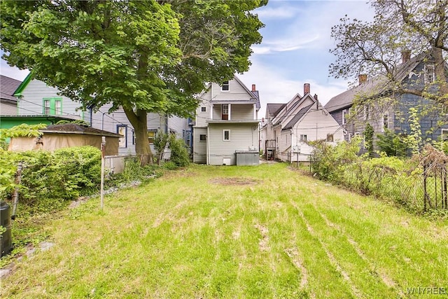 421 E Utica St, Buffalo, NY 14208 - view of yard