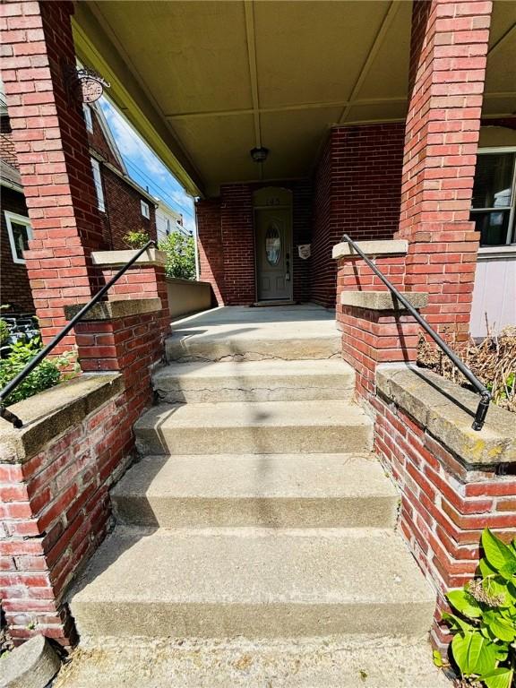 145 Decatur St, Corning-City, NY 14830 - view of staircase