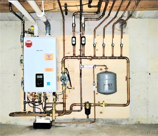 48 Presidio Pl, Amherst, NY 14221 - utility room featuring tankless water heater