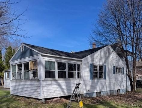 109 Wilkie Pl, Syracuse, NY 13203 - view of side of property
